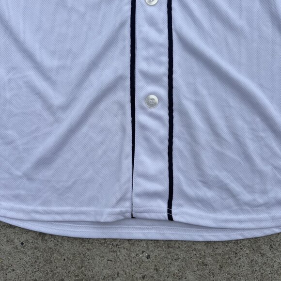 San Diego Padres Jersey Large Giveaway Lightweight Promo Clorox White - Picture 4 of 9